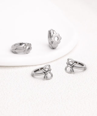 Cute Bow Hoop Earrings - OumoJewelry