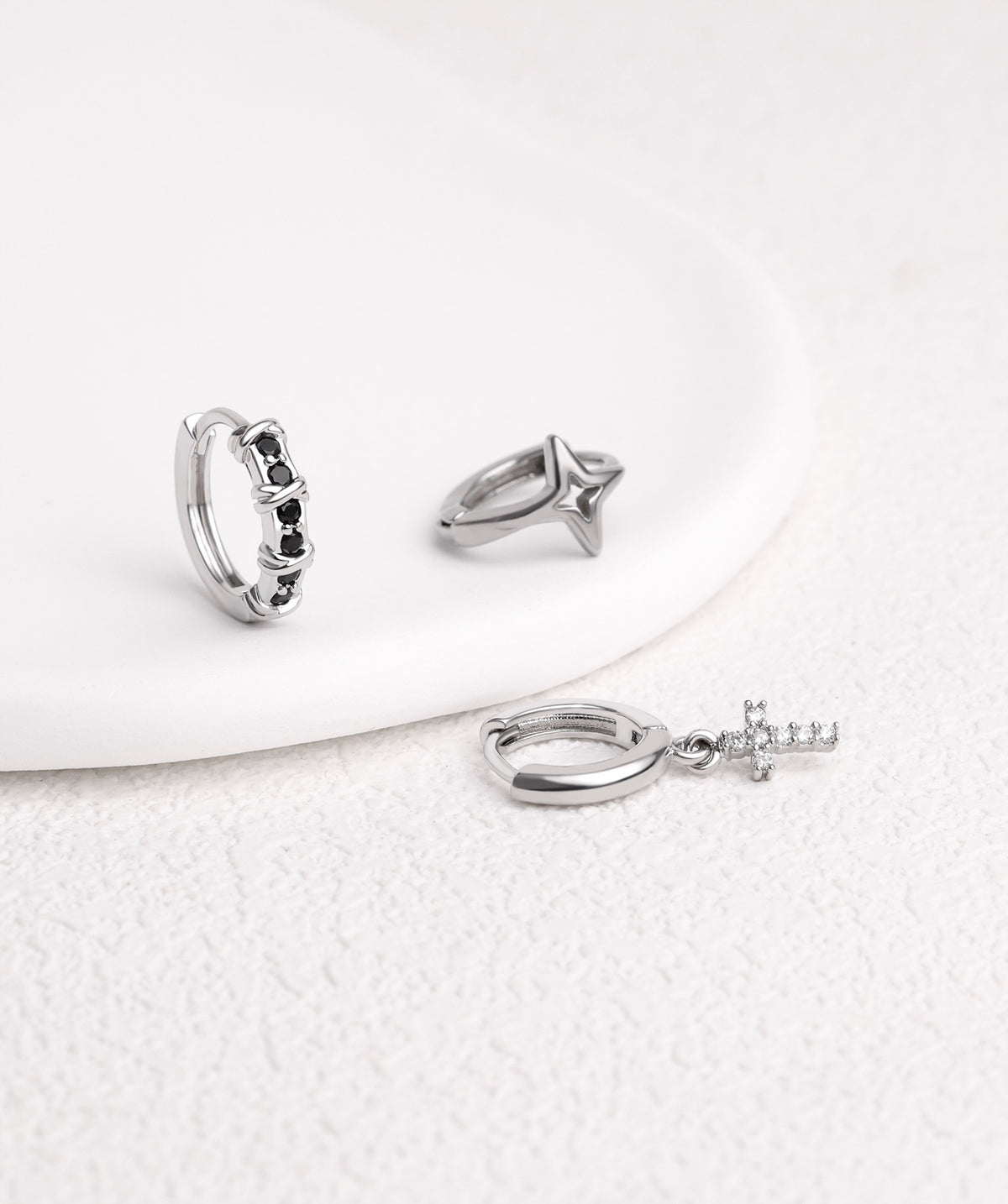 Charm Gems Hoop - Brass - Lobe - Oumo Jewelry