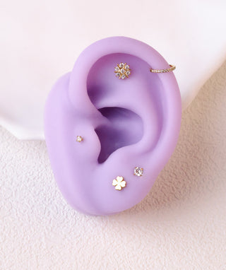 Titanium Exquisite Flower Flatback Stud - OumoJewelry