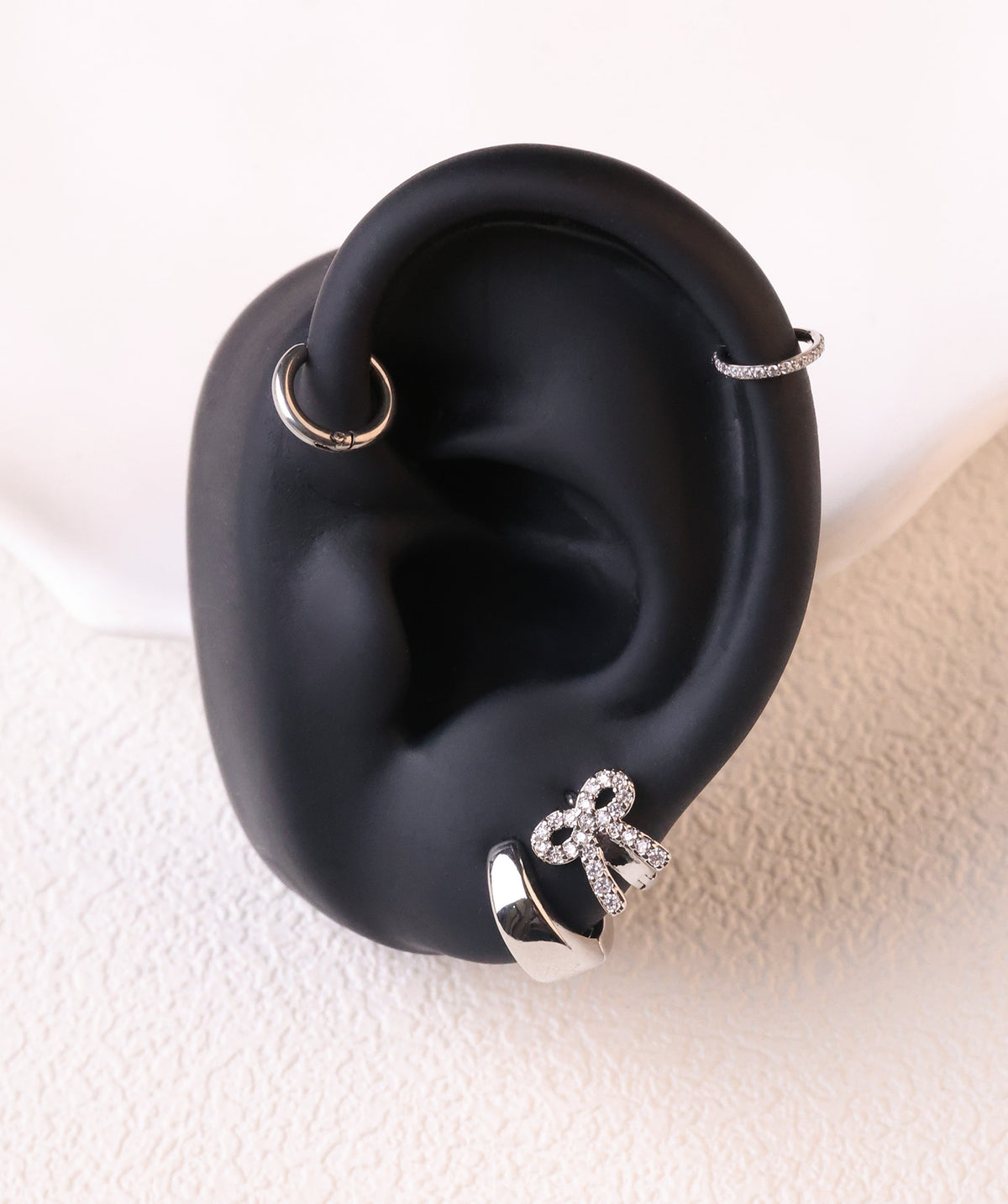 Sparkling Bow Hoop - Brass - Upper Lobe, Helix - Oumo Jewelry