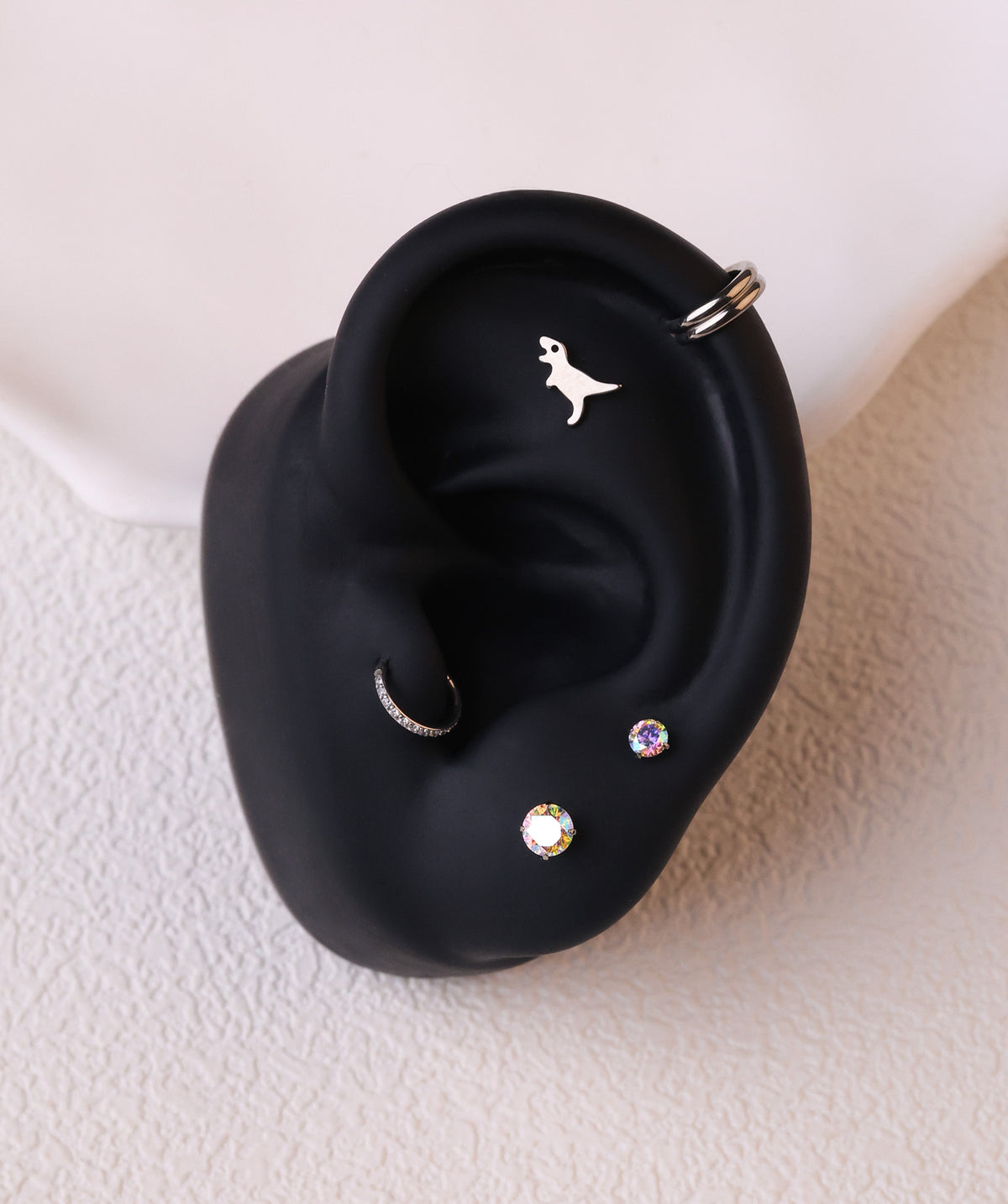 Titanium Gemstone Flatback Stud - Titanium - Helix, Forward Helix, Upper Lobe - Oumo Jewelry