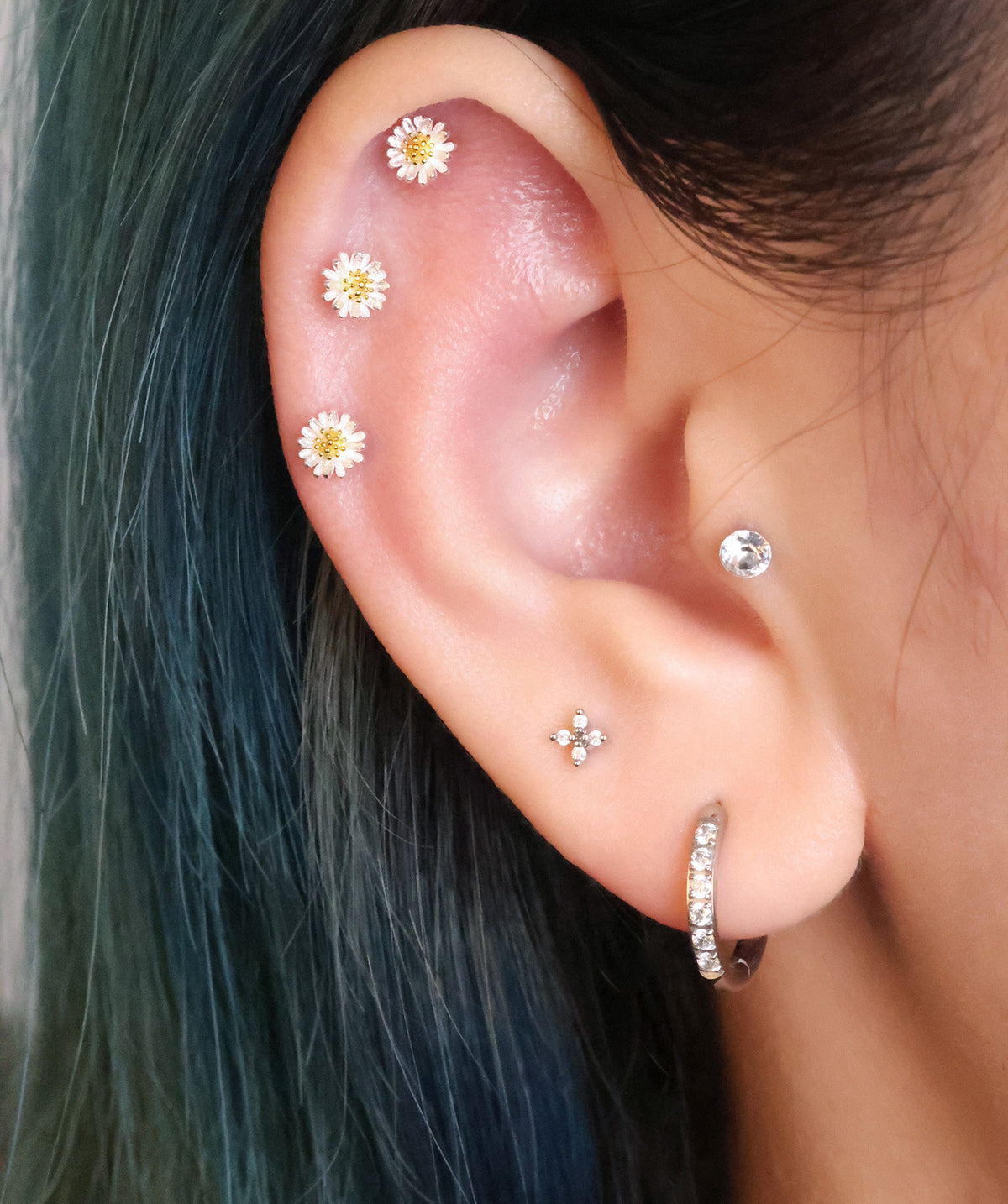 Daisy Stud - Sterling Silver 925 - Upper Lobe, Helix, Flat - Oumo Jewelry