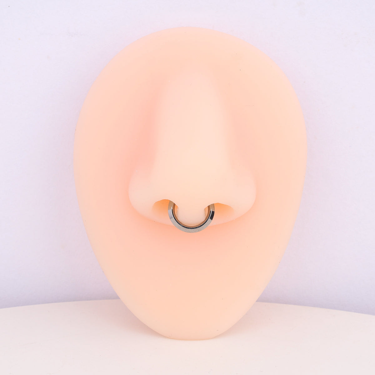 Titanium Minimalist Clicker Hoop - Titanium - Conch, Septum, Lip - Oumo Jewelry