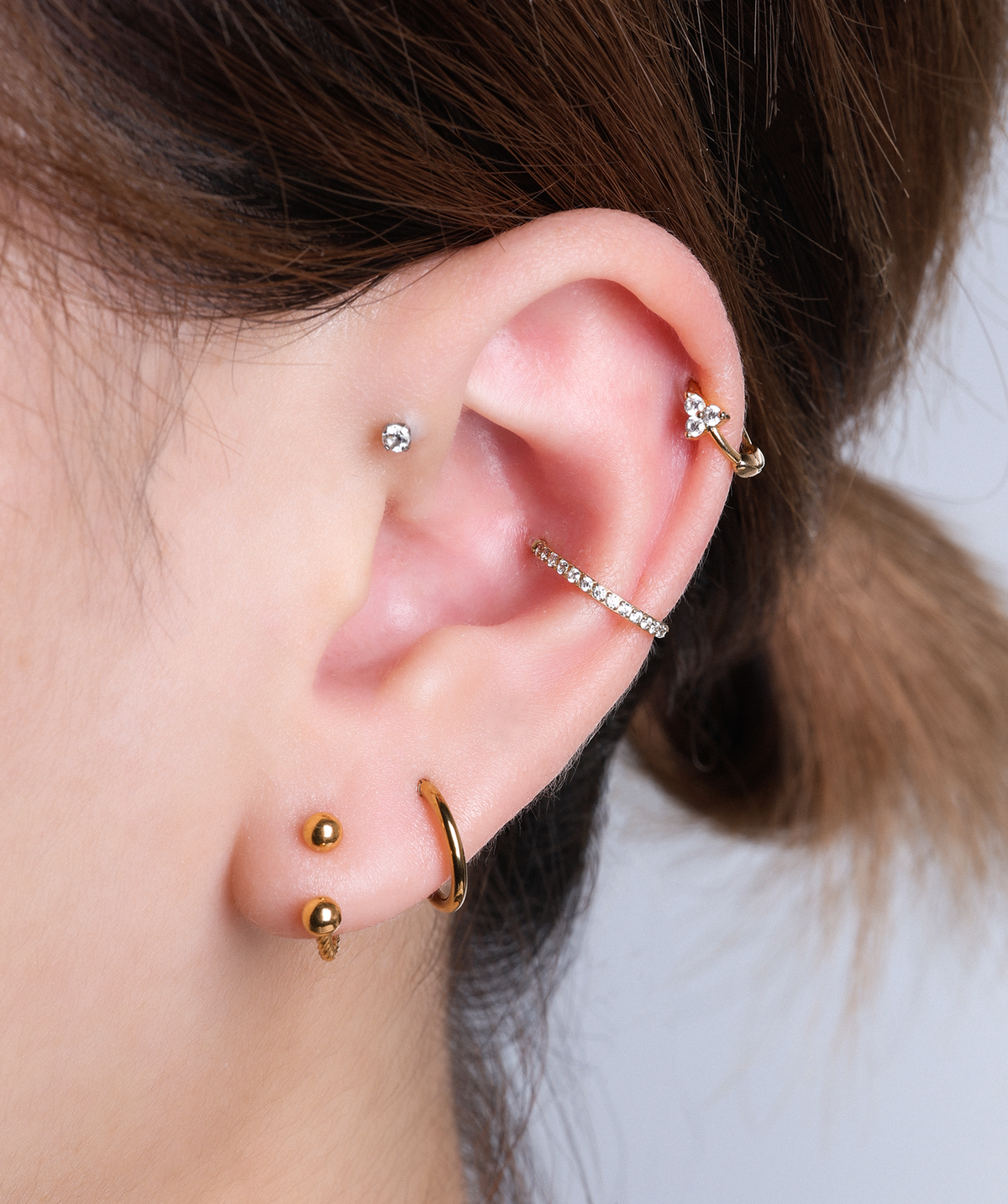 Twisted Glow Horseshoe Ring - Stainless Steel - Helix, Forward Helix, Upper Lobe - Oumo Jewelry