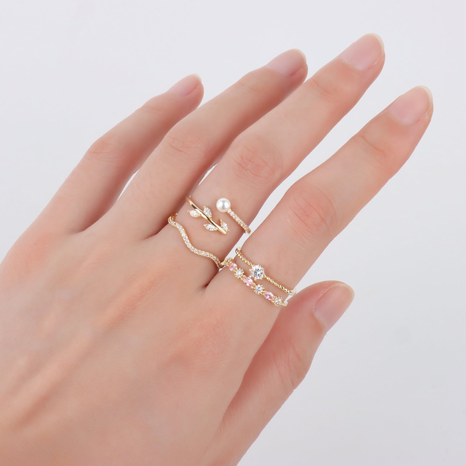 Shiny Wavy Ring - OhmoJewelry