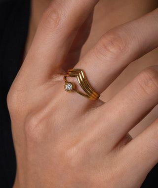 Victoria Ring - OumoJewelry