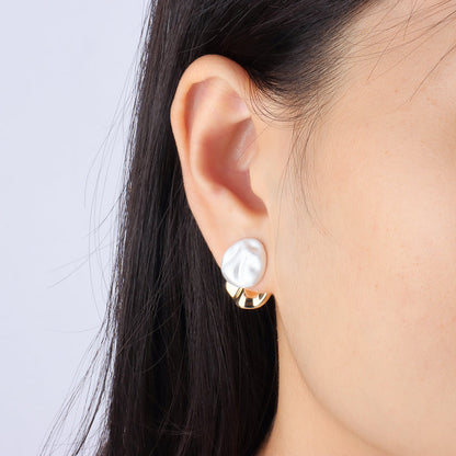 Bold Shell Studs - OhmoJewelry