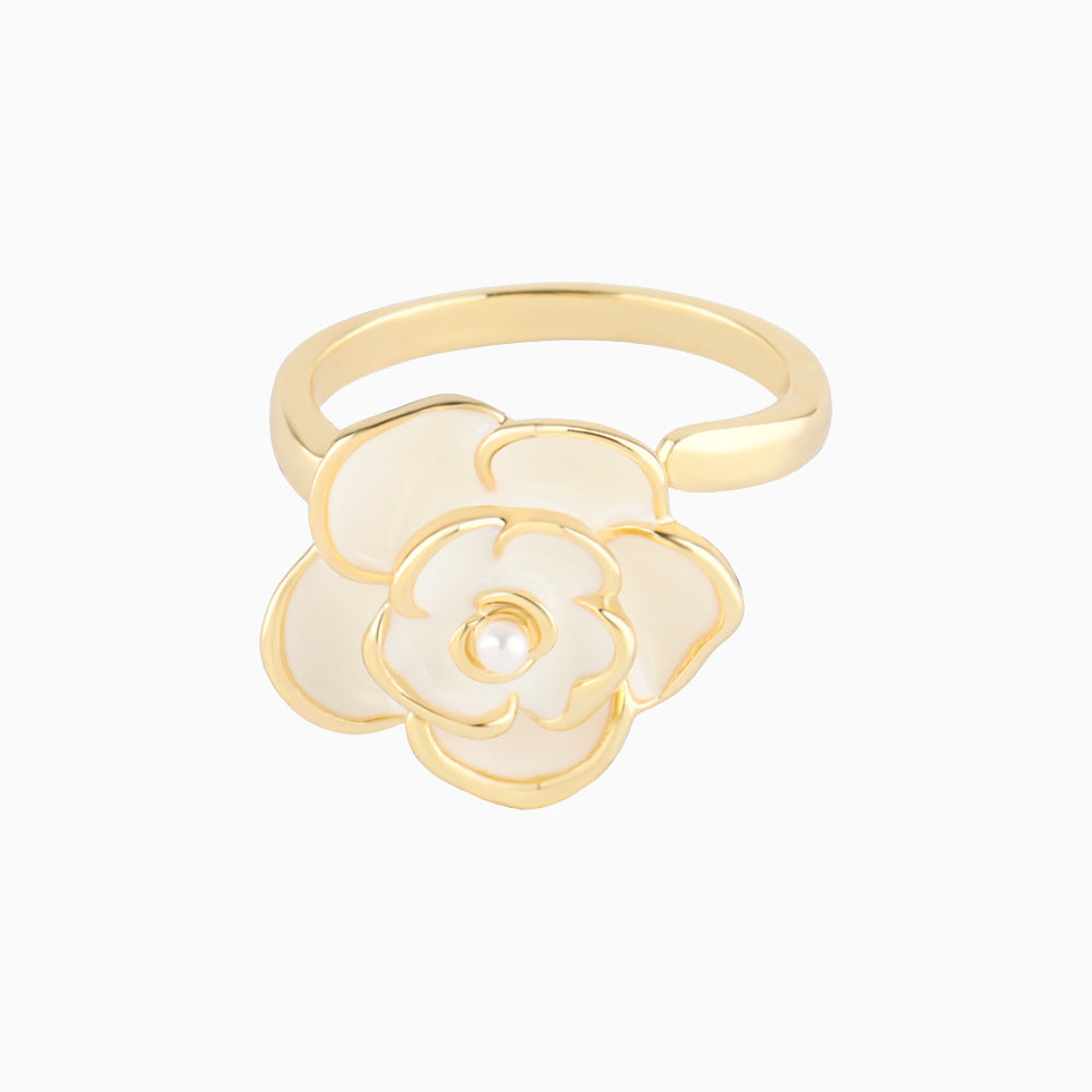 Camellia Pearl Ring - OhmoJewelry