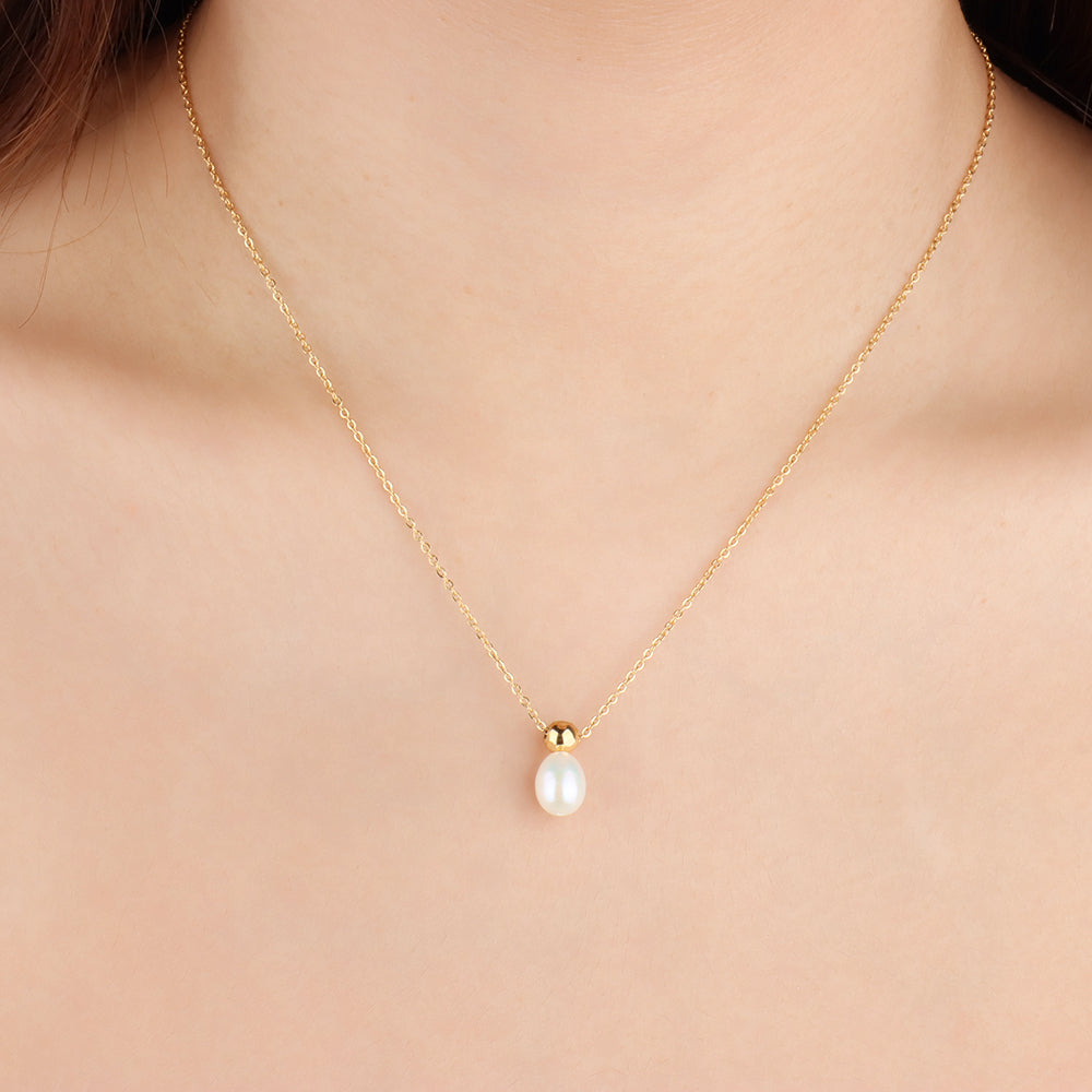 Elegant Pearl Necklace - OhmoJewelry