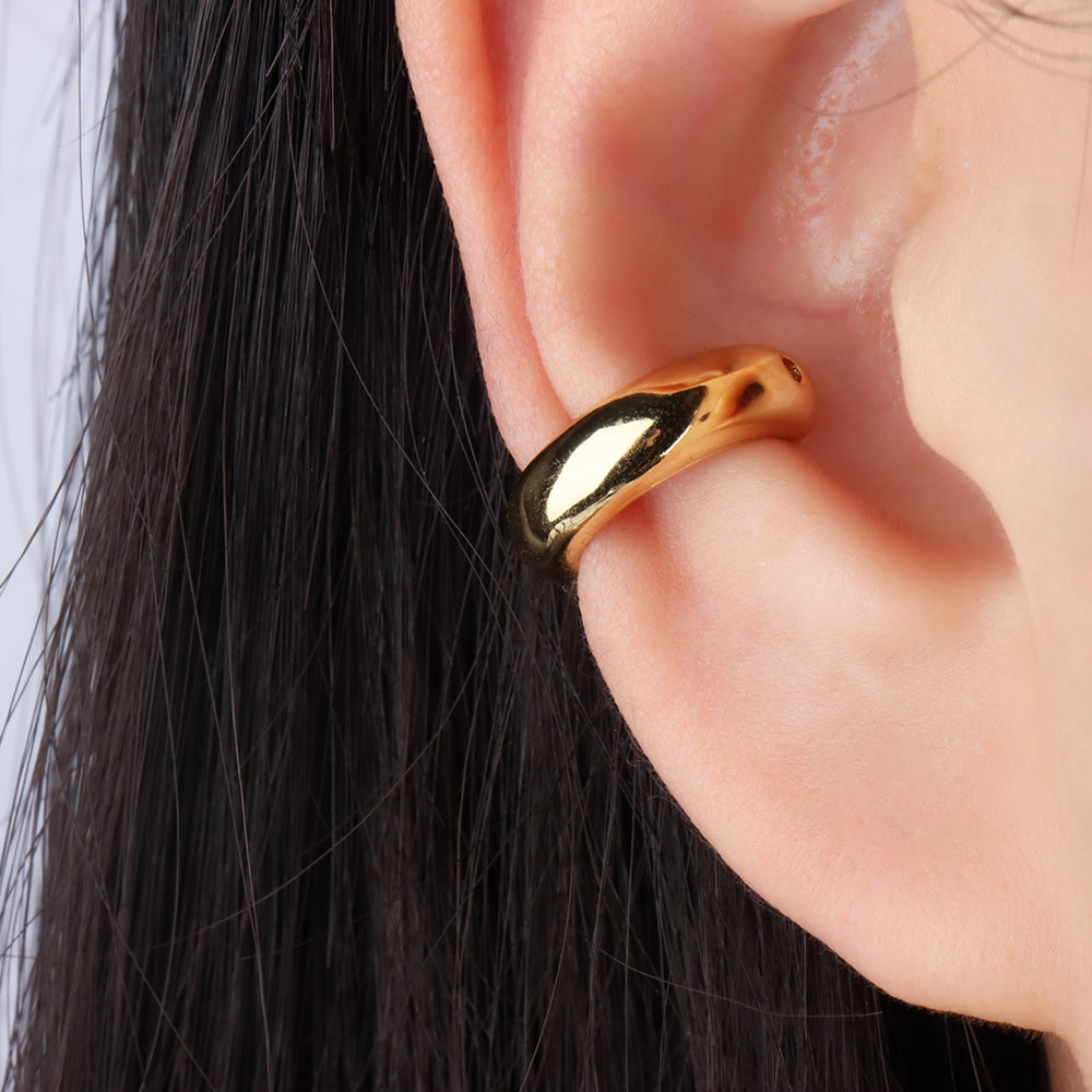 Smooth Ear Cuff - OhmoJewelry