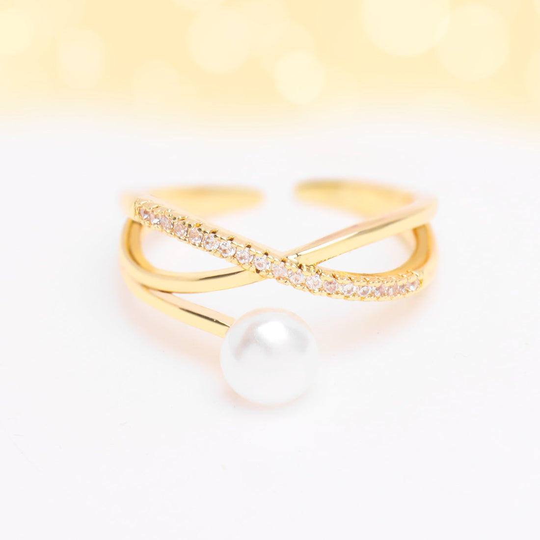 Staggered Pearl Ring - OhmoJewelry