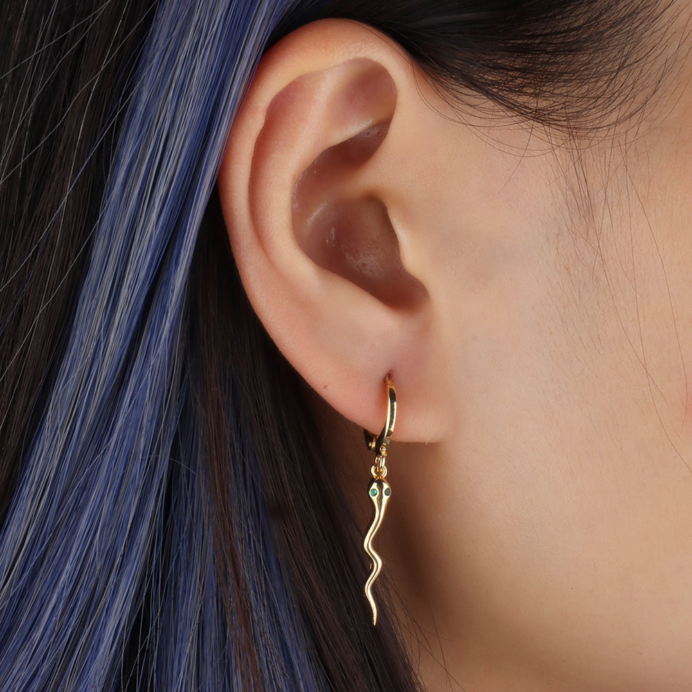 Sexy Snake Hoop Earring - OhmoJewelry