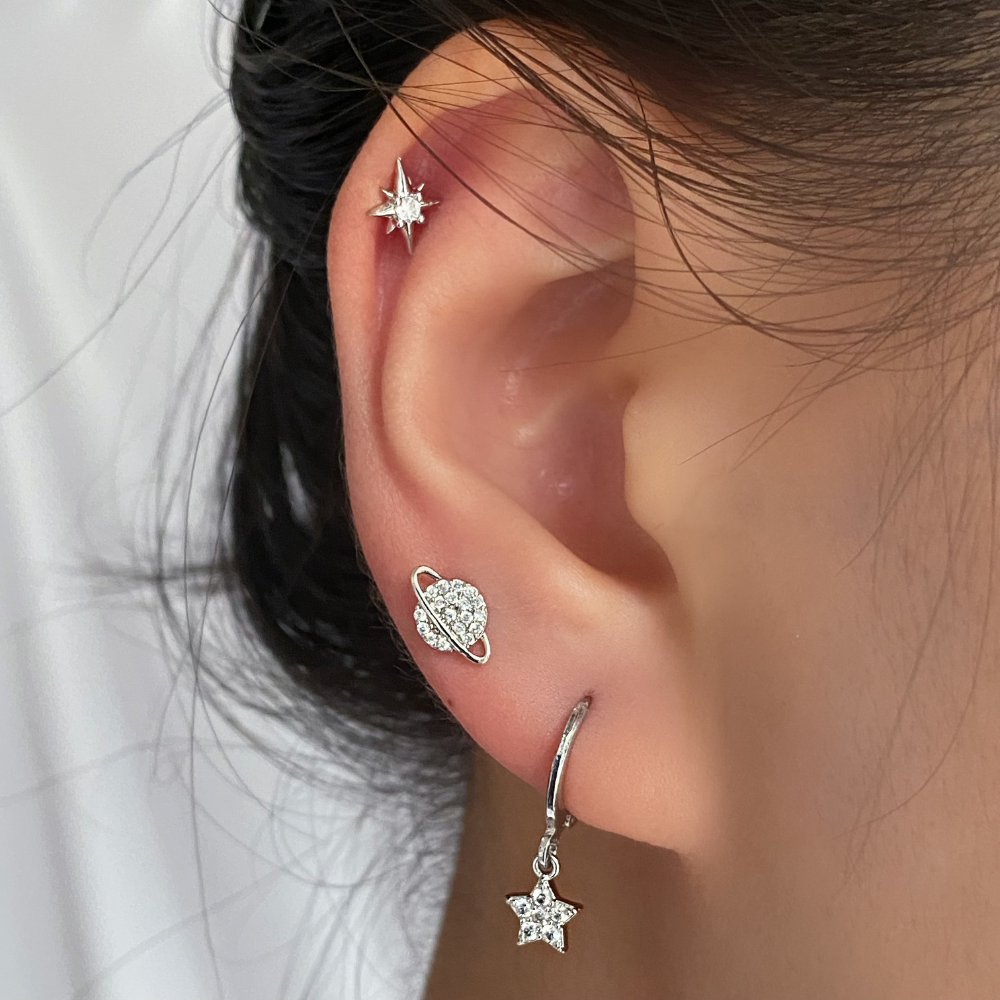 Sparkle Star Hoop - Brass - Lobe - Oumo Jewelry