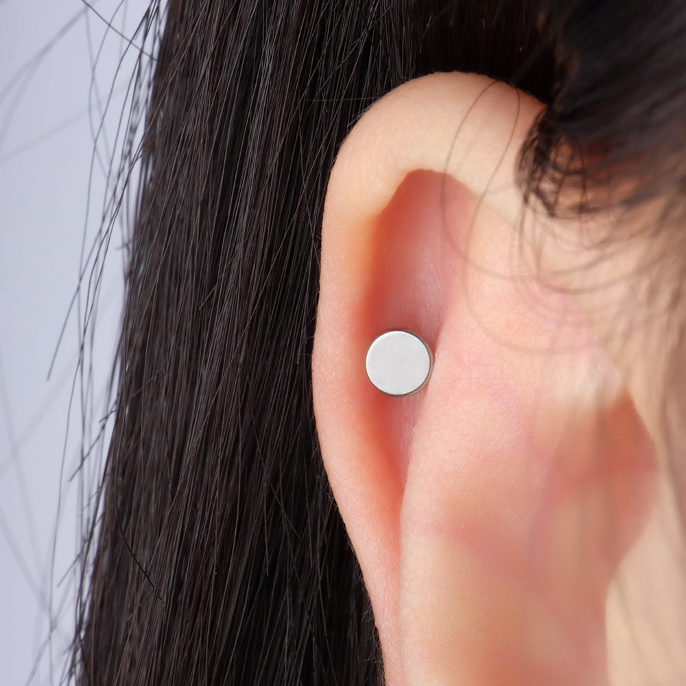 Basic Simple Flatback Stud - Stainless Steel - Helix, Forward Helix, Upper Lobe - Oumo Jewelry