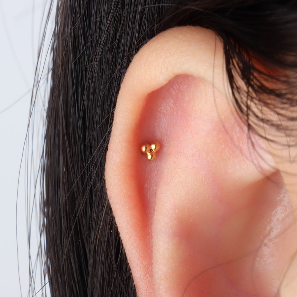 Basic Flatback Stud - Stainless Steel - Helix, Forward Helix, Upper Lobe - Oumo Jewelry