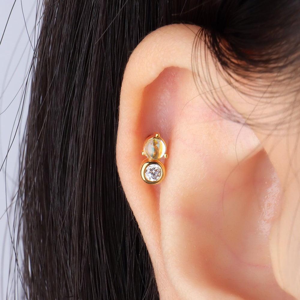 Charming Glass Stone Stud - Stainless Steel - Upper Lobe, Helix, Flat - Oumo Jewelry