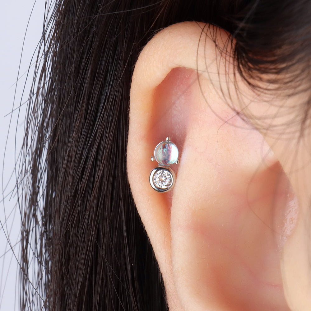 Charming Glass Stone Stud - Stainless Steel - Upper Lobe, Helix, Flat - Oumo Jewelry