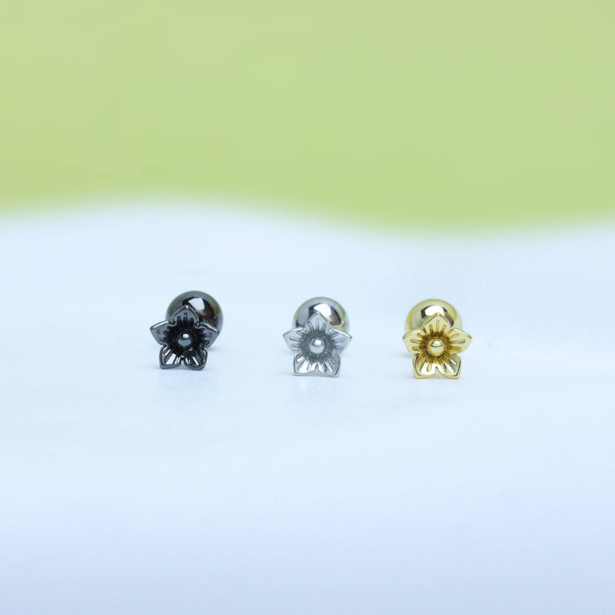 Dainty Flower Stud - Stainless Steel - Upper Lobe, Helix, Flat - Oumo Jewelry