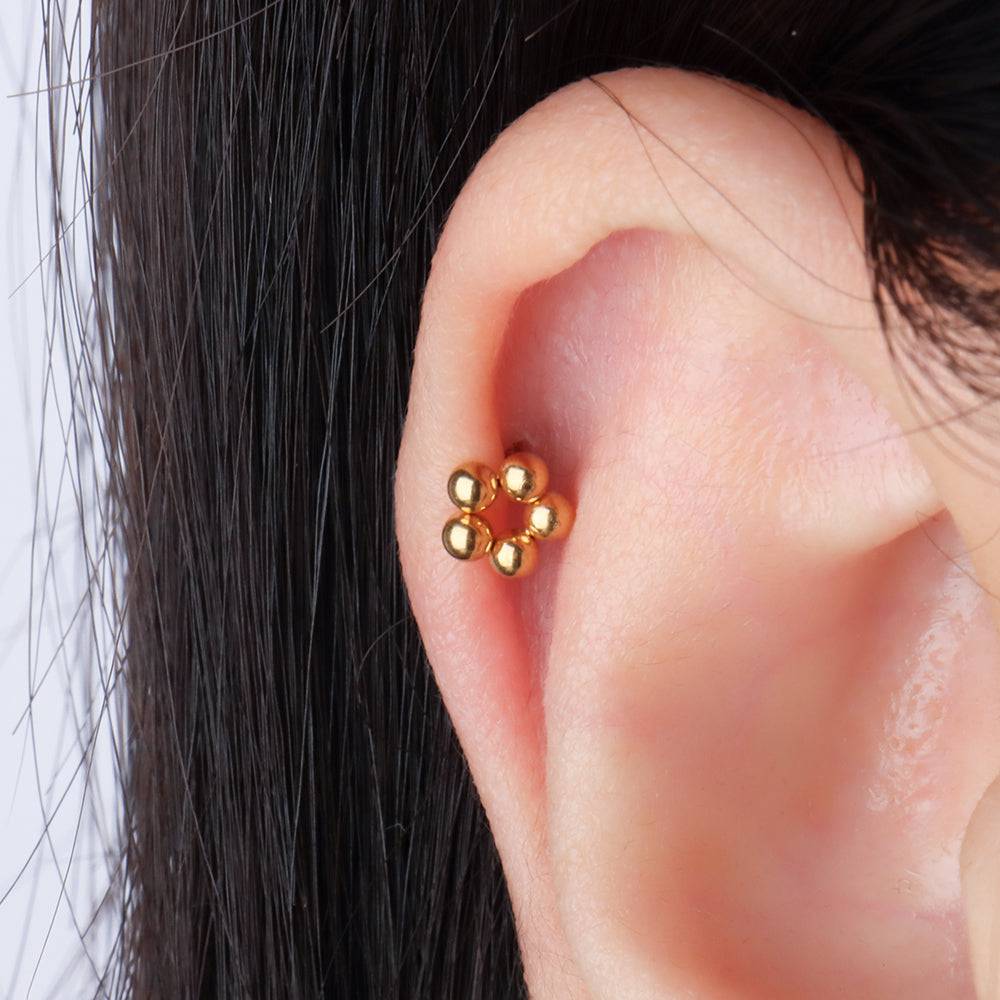 Flower Stud - Stainless Steel - Upper Lobe, Helix, Flat - Oumo Jewelry