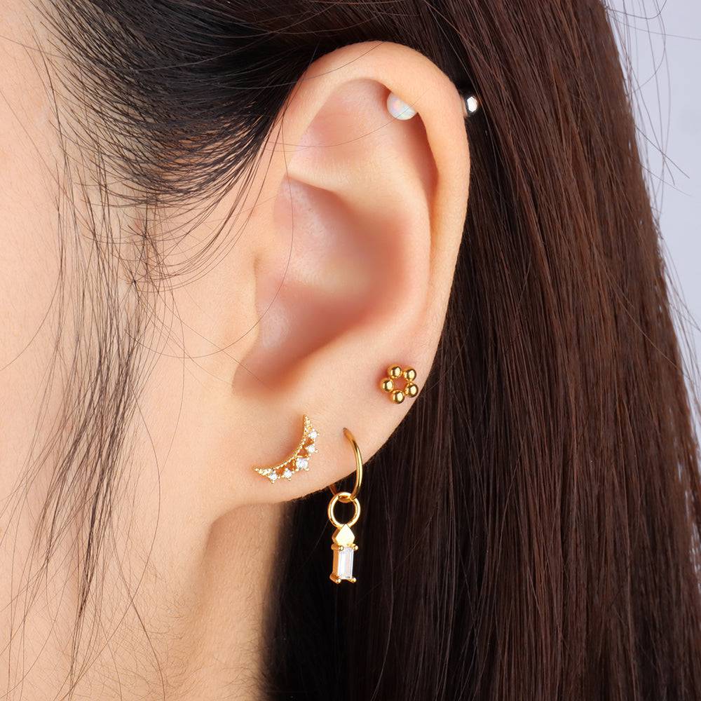 Flower Stud - Stainless Steel - Upper Lobe, Helix, Flat - Oumo Jewelry