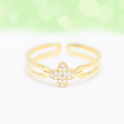 Lucky Four Leaf Clover Ring - OhmoJewelry