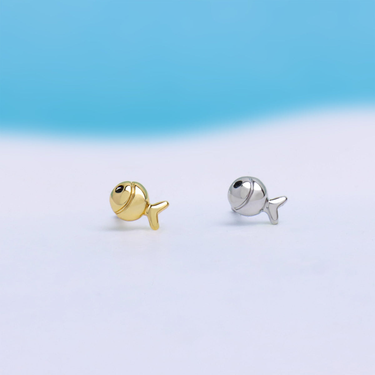 Puffed Cute Fish Stud - Stainless Steel - Upper Lobe, Helix, Flat - Oumo Jewelry