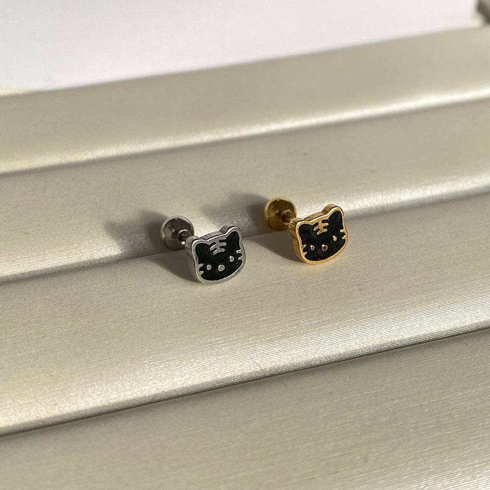 Queenly Cat Stud - OhmoJewelry