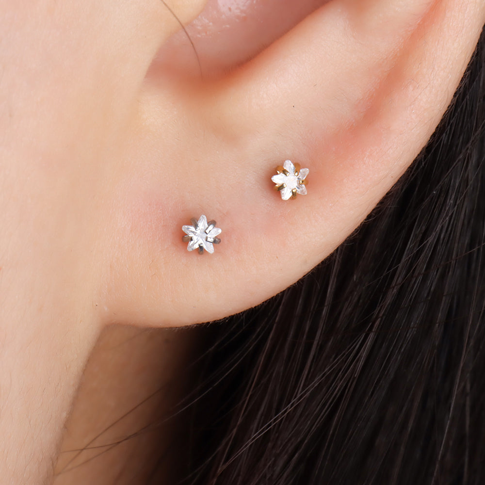 Shiny Star Stud - OhmoJewelry