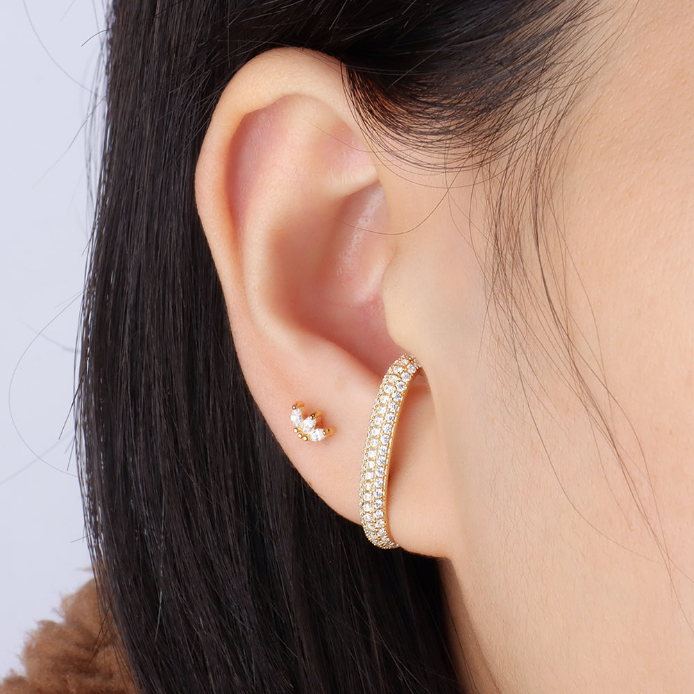 Sparkling Basic Half Huggie Stud - Stainless Steel - Upper Lobe - Oumo Jewelry