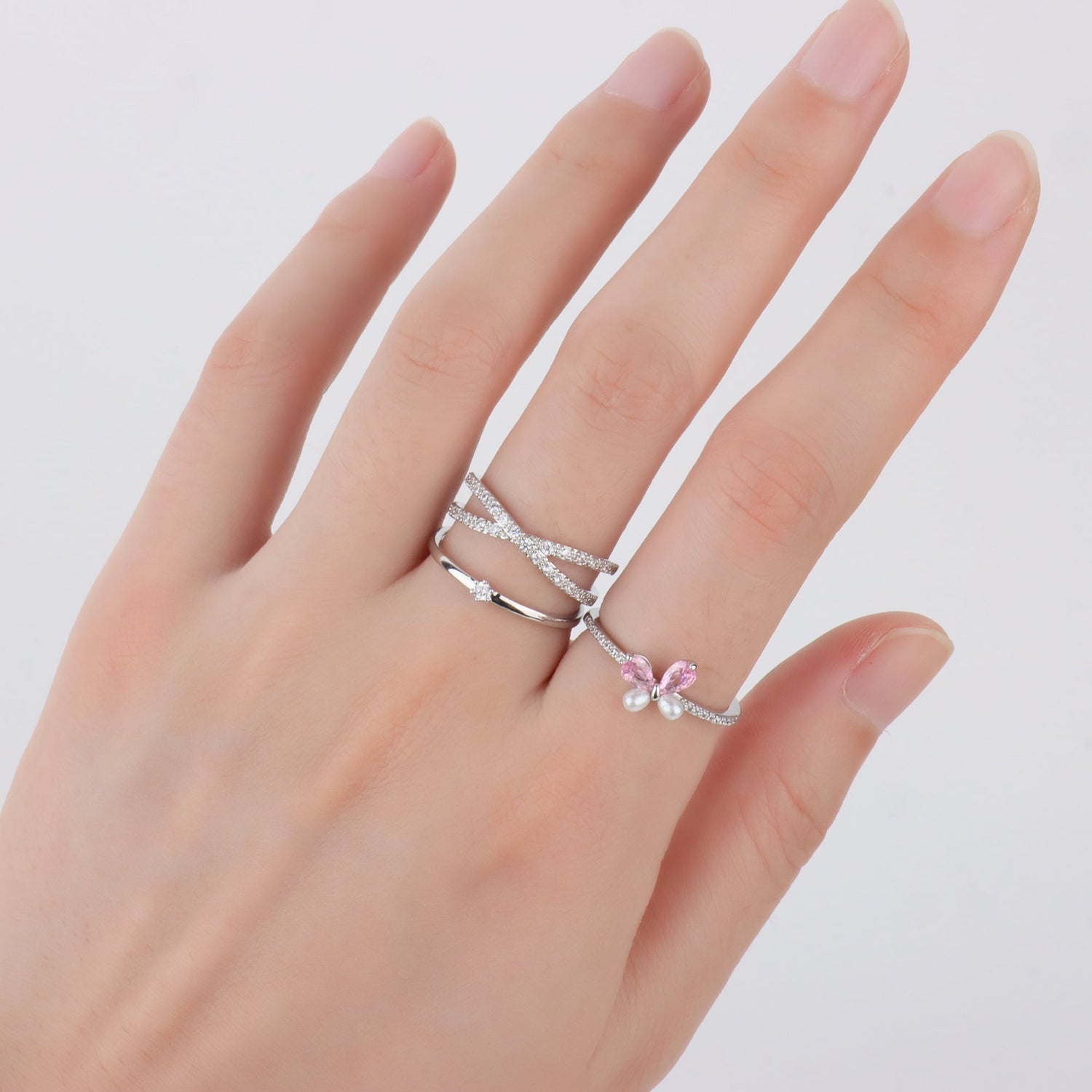 Sparkling Intertwined Ring - OhmoJewelry