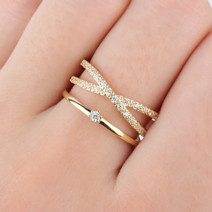 Sparkling Intertwined Ring - OhmoJewelry