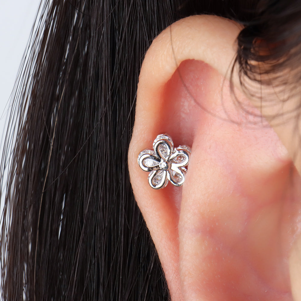 Shiny Flower Flatback Stud - Stainless Steel - Helix, Upper Lobe, Conch - Oumo Jewelry