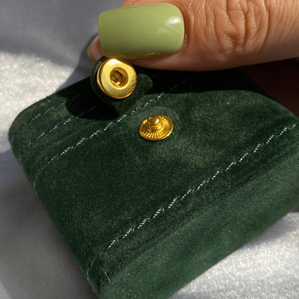 Mini Velvet Jewelry Box - Oumo Jewelry