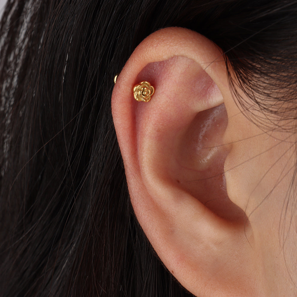 Dainty Flower Stud - OhmoJewelry