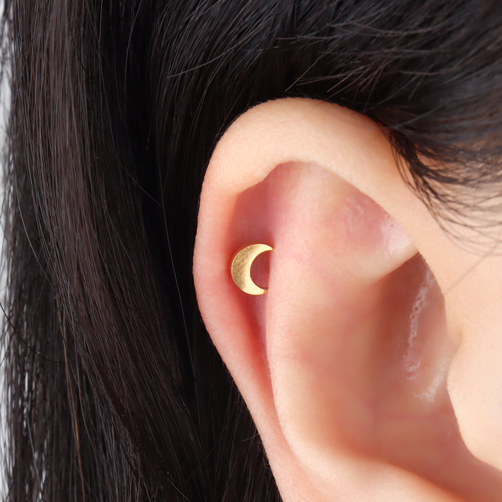 Crescent Stud - Stainless Steel - Upper Lobe, Helix, Flat - Oumo Jewelry